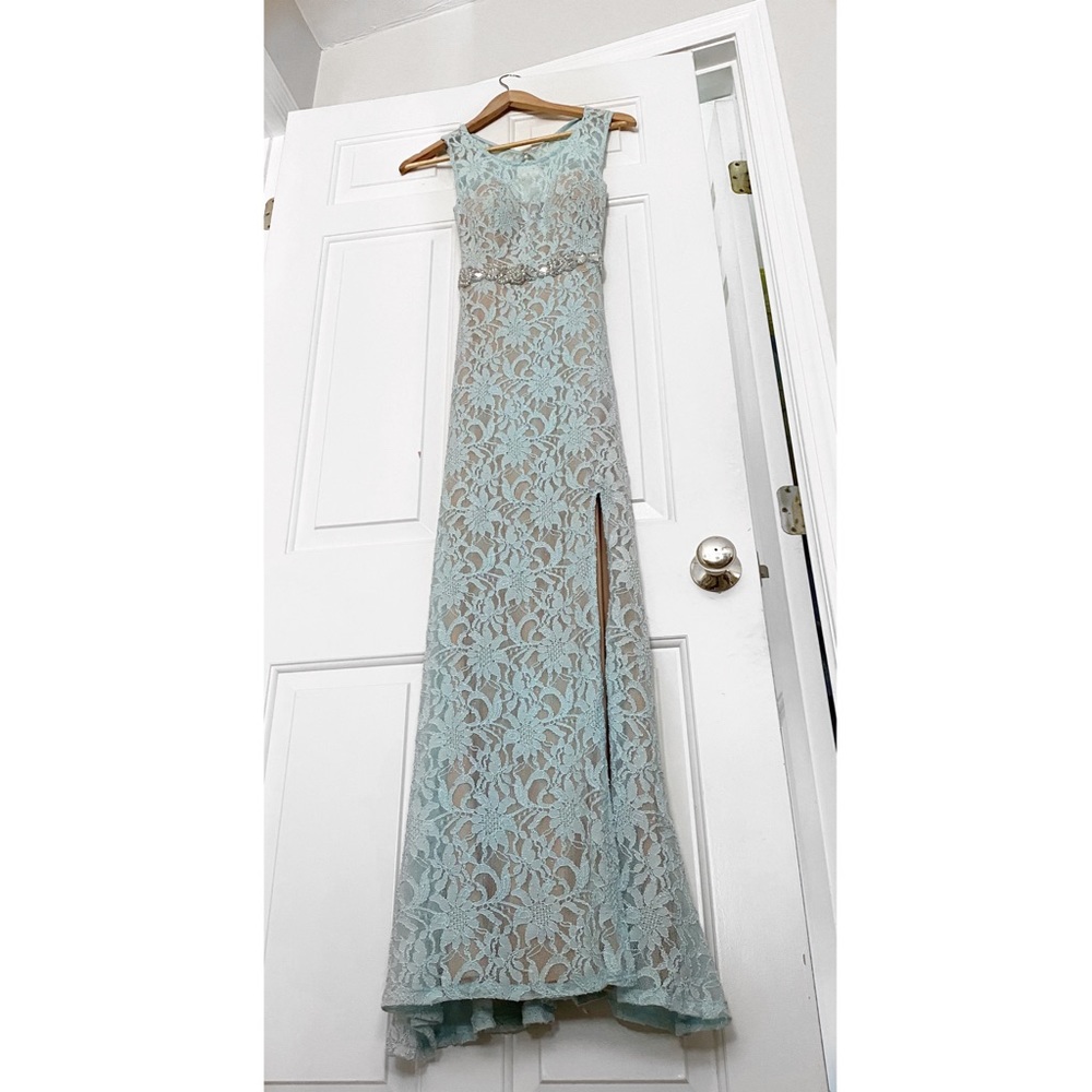 MERMAID SLIT DRESS - Picture 2 of 7